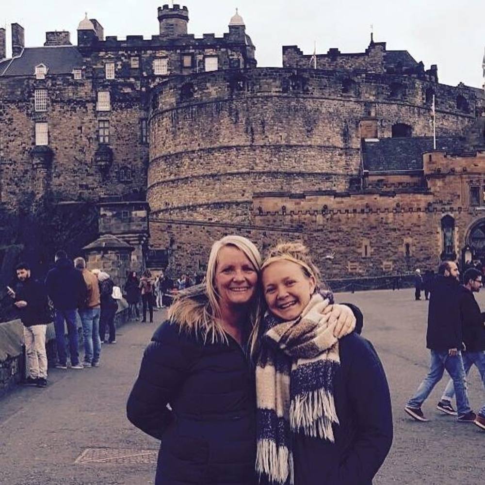 Meet your Posher, Selah